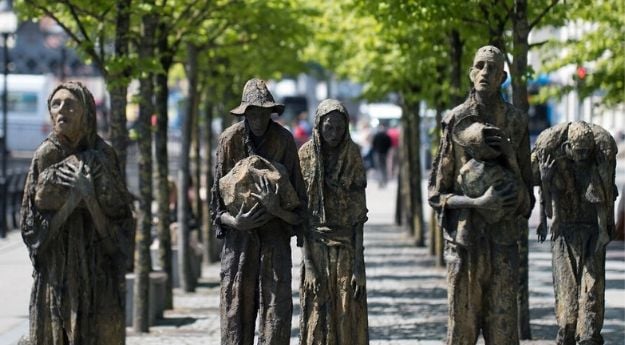 Famine statues_web