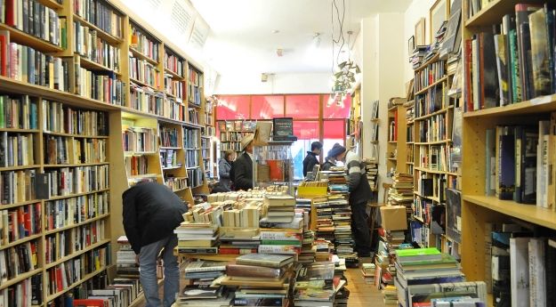 The Last Bookstore_web